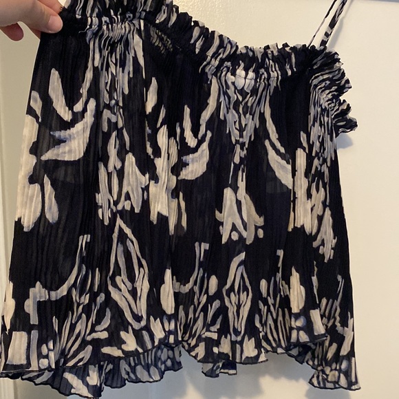 Swing top - Picture 3 of 3